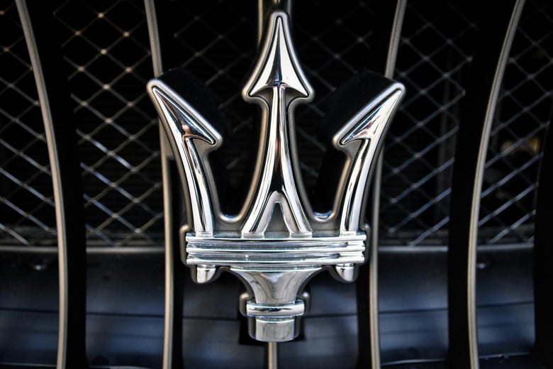 Катастрофира единствения прототип на кросоувра на Maserati Grecale СНИМКИ