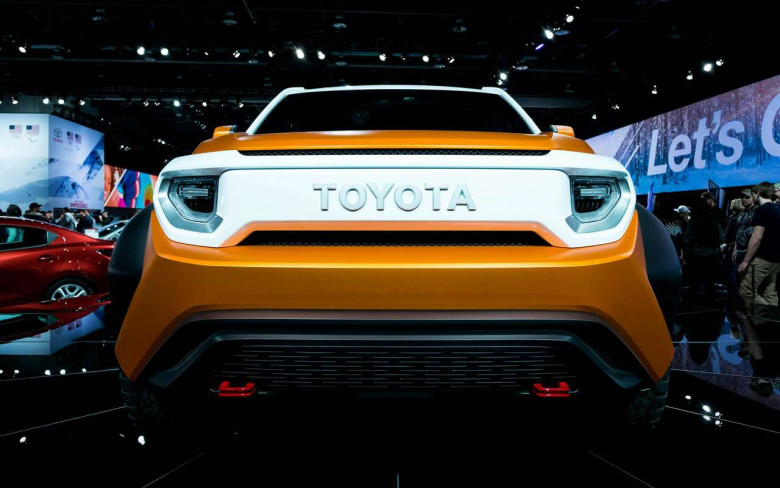Toyota ще представи нов огромен всъдеход СНИМКИ