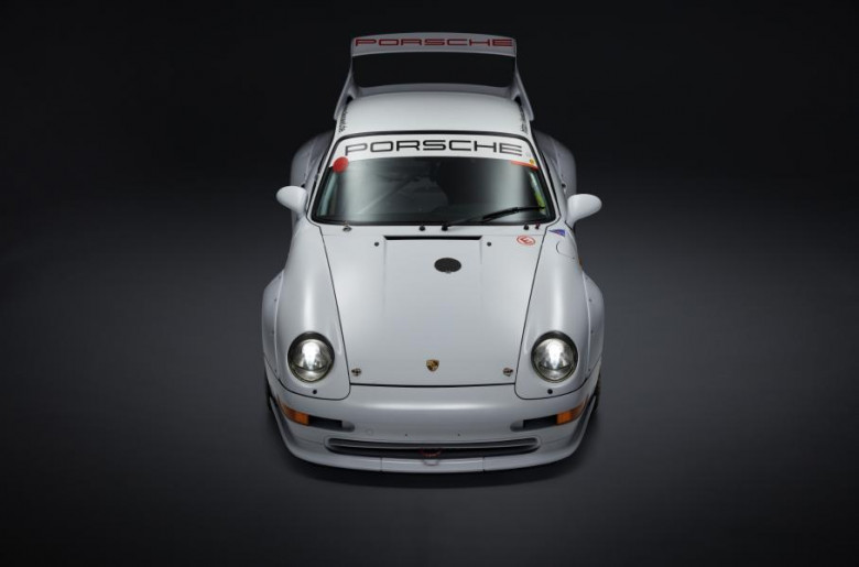 Продава се изключително рядкото Porsche 911 RSR СНИМКИ