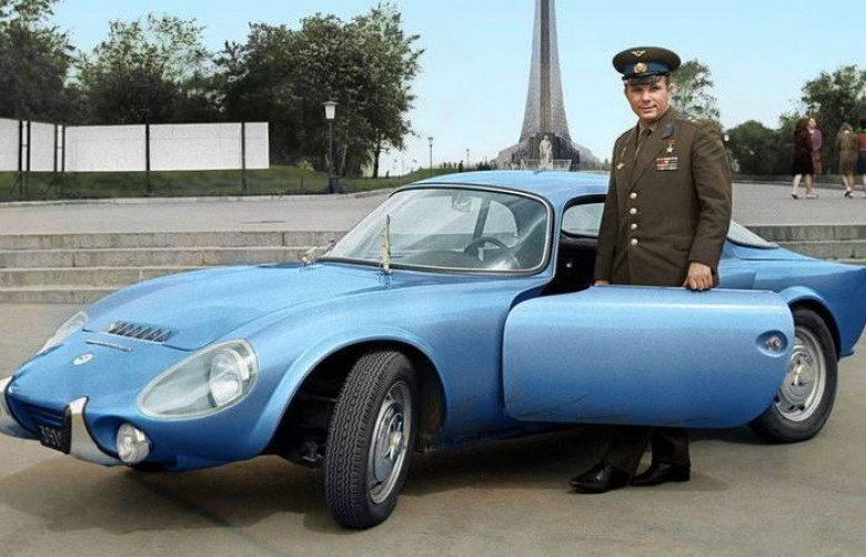 Кои са 6-те емблематични автомобила в живота на Юрий Гагарин СНИМКИ