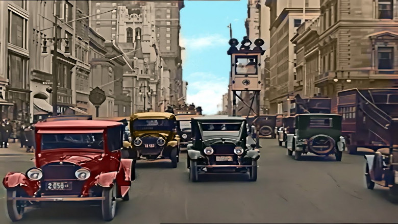 Вижте какъв е бил трафика на коли по света точно преди 100 години ВИДЕО