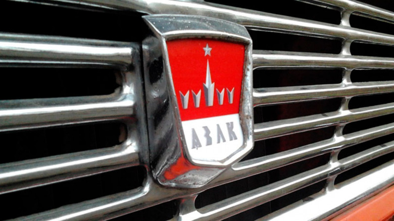 Новият Москвич: Показаха как ще се казват и изглеждат колите на възродената марка СНИМКИ