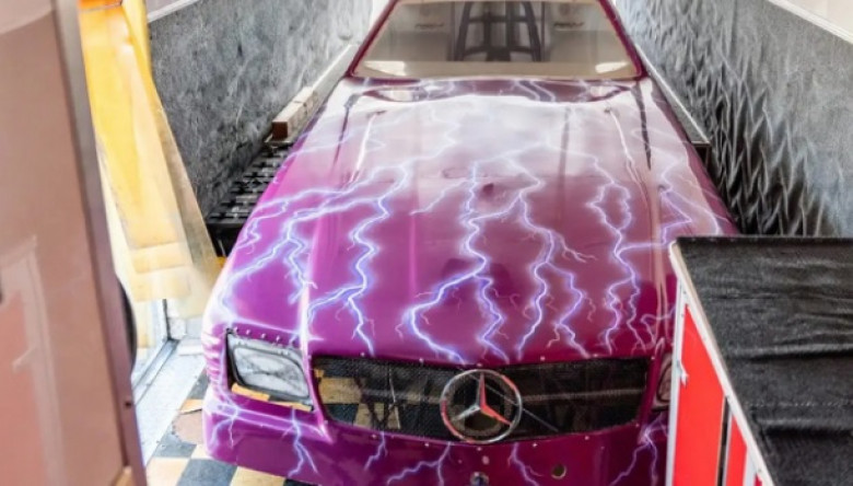 Вижте този Mercedes-Benz S-Class, едва ли сте срещали подобно нещо СНИМКИ