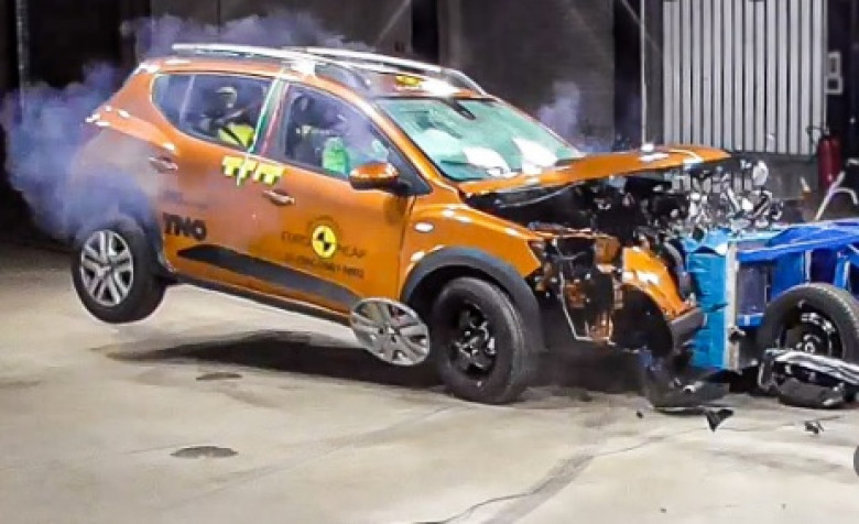Шефът на Dacia обясни защо провалените краш тестове не го интересуват