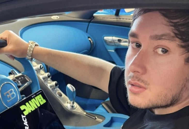 Млад украинец си купи луксозна суперкола за $9 милиона СНИМКИ