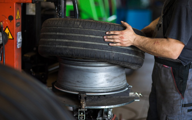 Да се преобуваме или да почакаме: 5 чести въпроси за смяната на гумите
