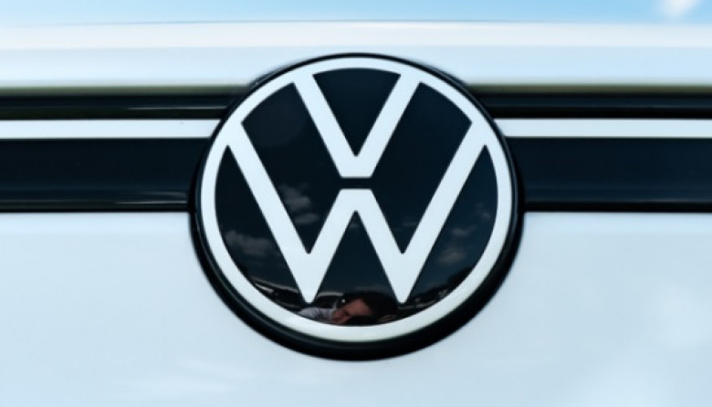 Нов електромобил на Volkswagen е разпродаден за една година напред СНИМКИ