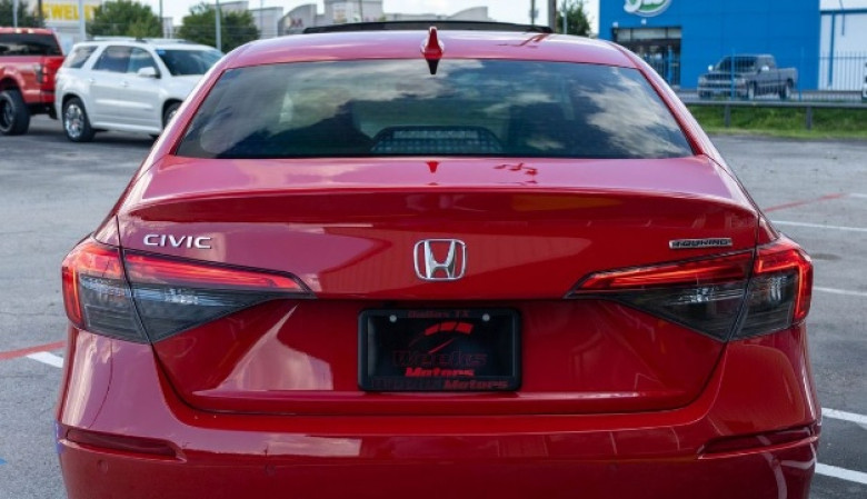 Японско качество: Нова Honda Civic е изминала 400 000 км за година без нито една повреда СНИМКИ