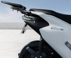Представиха първия електрически скутер на Honda за Европа СНИМКИ