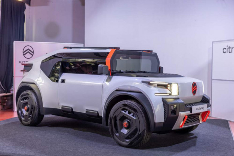 Citroen изуми с концепция за електрически автомобил ВИДЕО