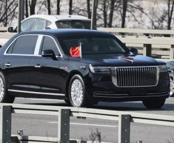 Каква кола избра Си Дзинпин, за да се вози из Москва ВИДЕО