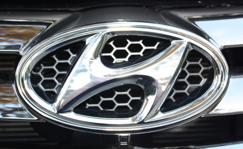 Hyundai ще пусне малък евтин кросоувър за под 15 000 лева Първа СНИМКА