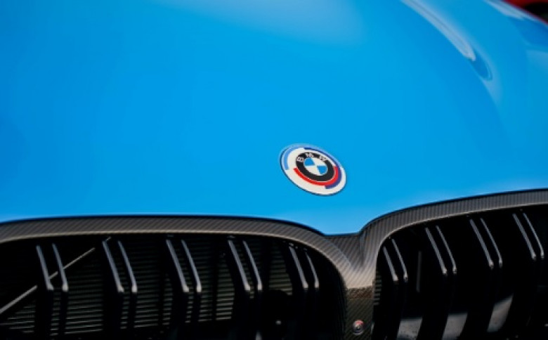 Това е най-скъпото и мощно BMW, за първи път бе заснето на ВИДЕО