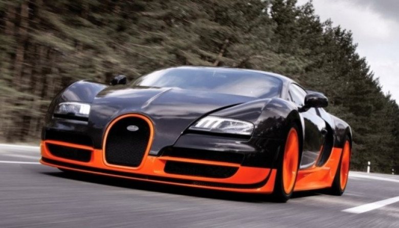 Не е за вярване колко струва смяната на свещи на Bugatti Veyron  СНИМКИ