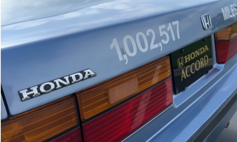 Впечатляващо: Показаха Honda Accord с пробег от 1,6 милиона км СНИМКИ ВИДЕО