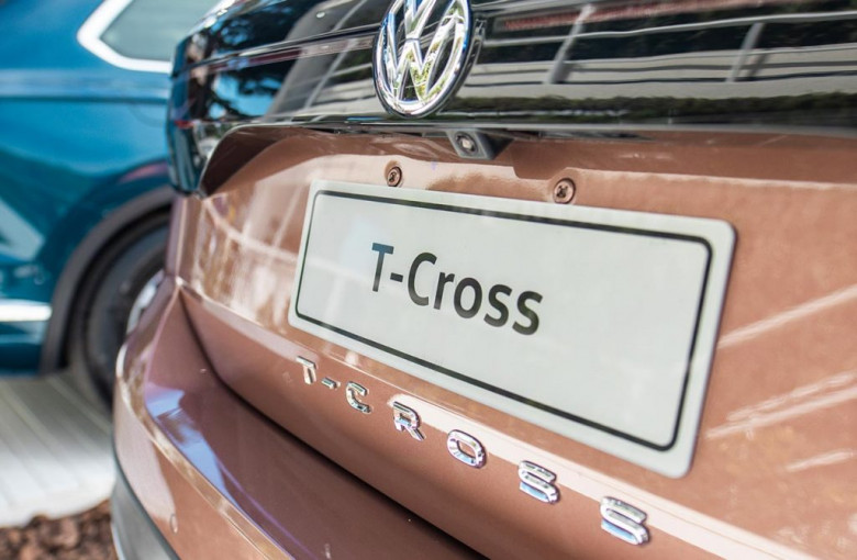 Заснеха фейслифт версията на Volkswagen T-Cross - какви са промените СНИМКИ