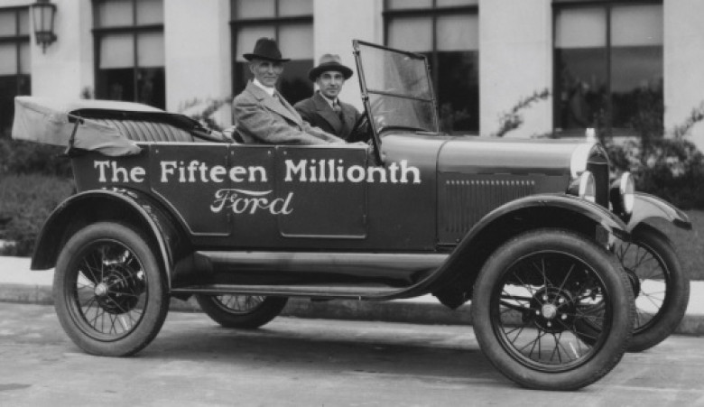 Уникалната история на легендарния модел Ford Model T, от който са продадени 15 млн. коли ВИДЕО