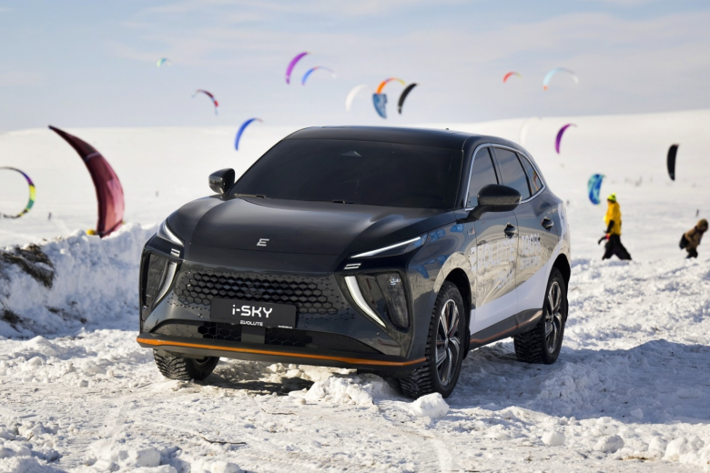 Обявиха цената на футуристичния руски автомобил Evolute i-Sky