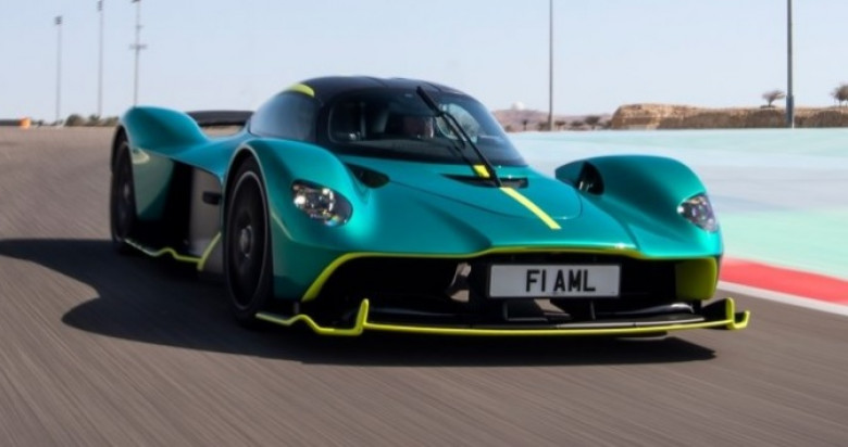 Собственик на Aston Martin се шокира от разходите за поддръжката на автомобила