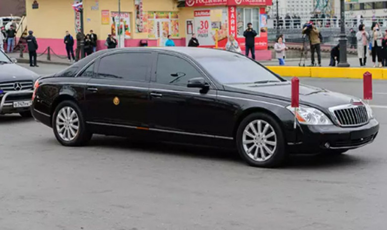 С каква кола пристигна Ким Чен Ун в Русия ВИДЕО