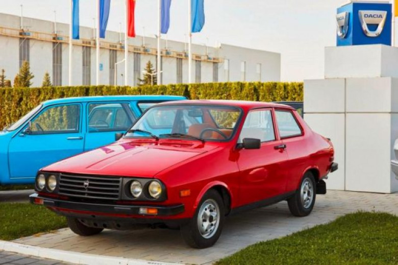 Евтина спортна кола от Dacia: Така може да изглежда възкръсналото купе 1410 Sport