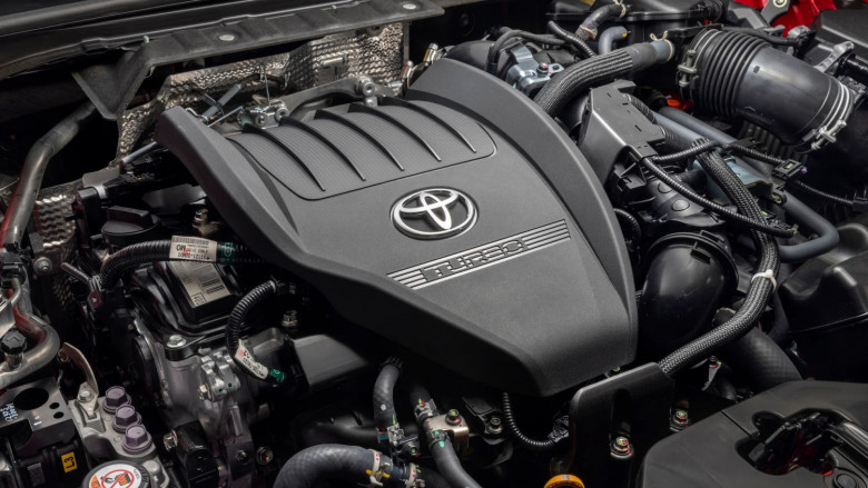 Toyota обяви как ще спаси двигателя с вътрешно горене от електричките