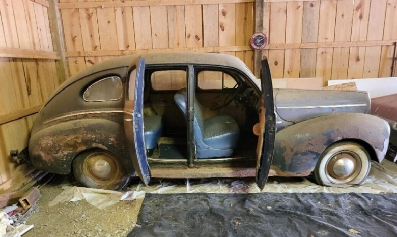 Намериха изоставената кола на писателката на "Отнесени от вихъра" СНИМКИ