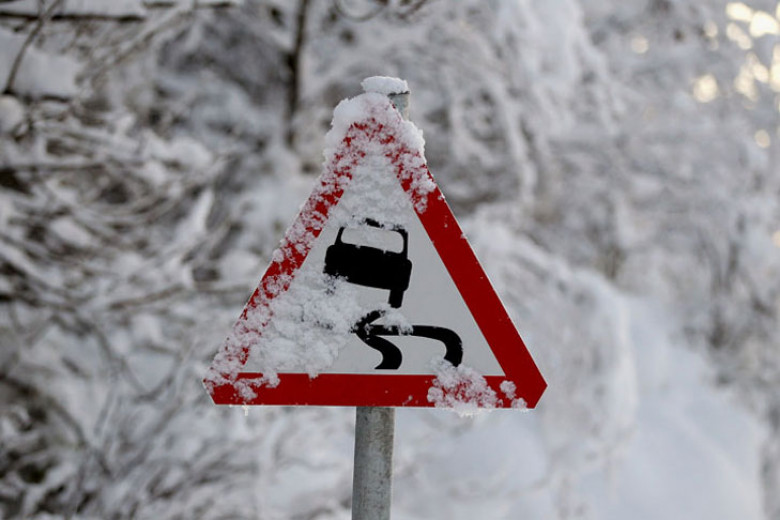 Тези съвети ще спасят шофьорите от катастрофи през зимния сезон