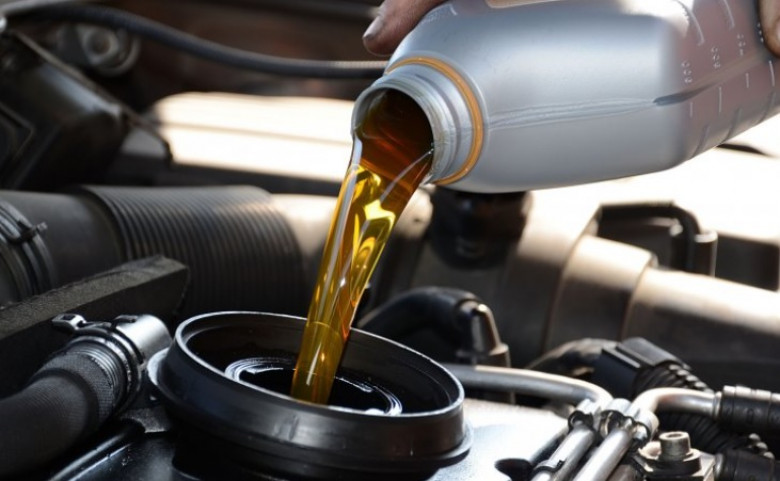 Как да разберете какво не е наред с двигателя по цвета на маслото