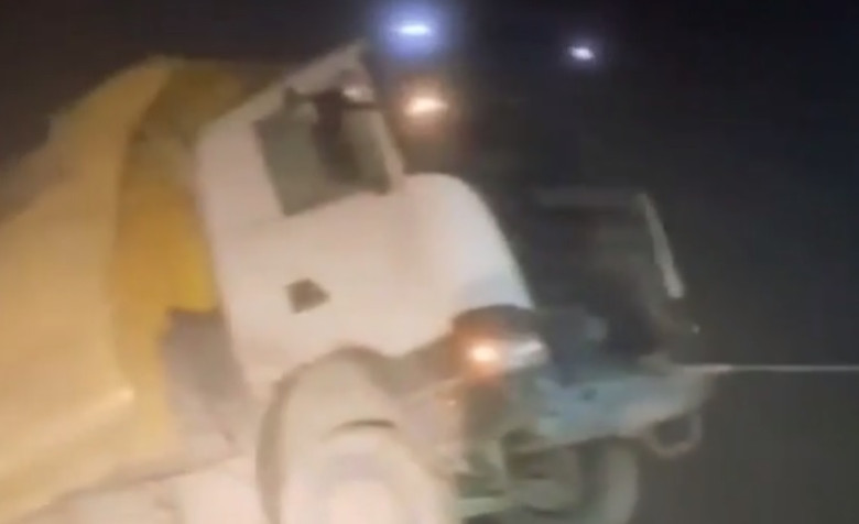Съботна подборка от зрелищни ВИДЕА: Реакцията на шофьор на тежък камион го спаси от смърт