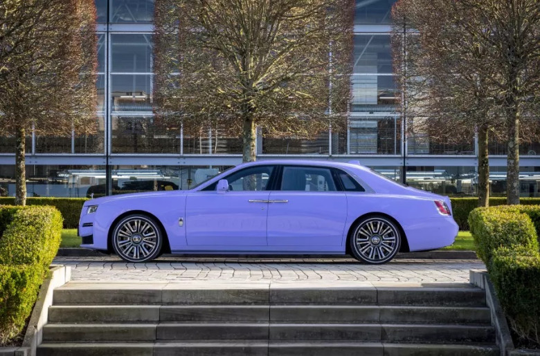Rolls-Royce показа три уникални автомобила, но само за китайци СНИМКИ