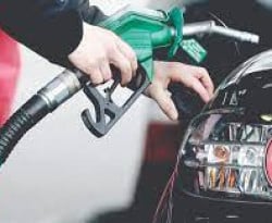 Скъп ли е бензинът в България? Ето къде се нареждаме в Европа